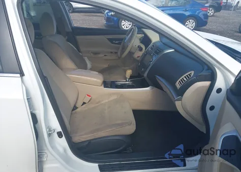 2015 Nissan Altima 2.5 Sv из США, поврежденный, VIN 1N4AL3AP0FC426695